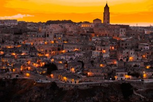 dove andare questo week end in camper Matera bellissima veduta al tramonto