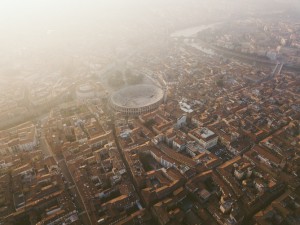 viaggiare per un week end in camper Verona bellissima veduta della città