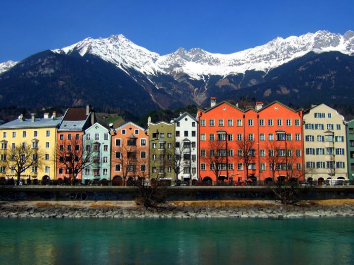 Bellissima veduta di Innsbruck, viaggio in camper