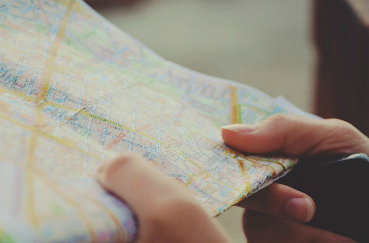 Le guide per i viaggi in camper sono strumenti molto utili per pianificare un itinerario e godersi la vacanza senza preoccupazioni
