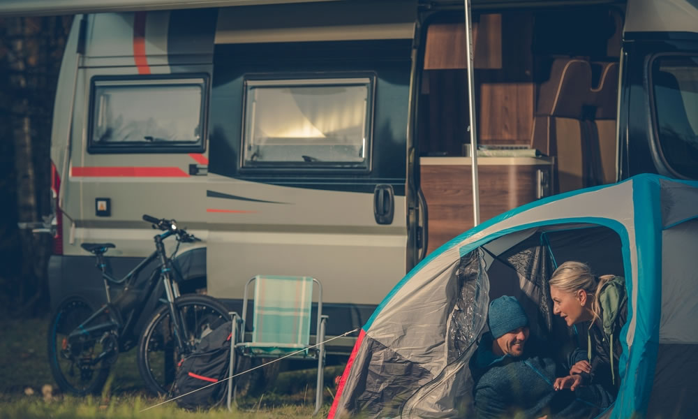 Il camper furgonato è davvero il più economico? Panoramica sui prezzi Il camper furgonato è davvero il più economico? Panoramica sui prezzi