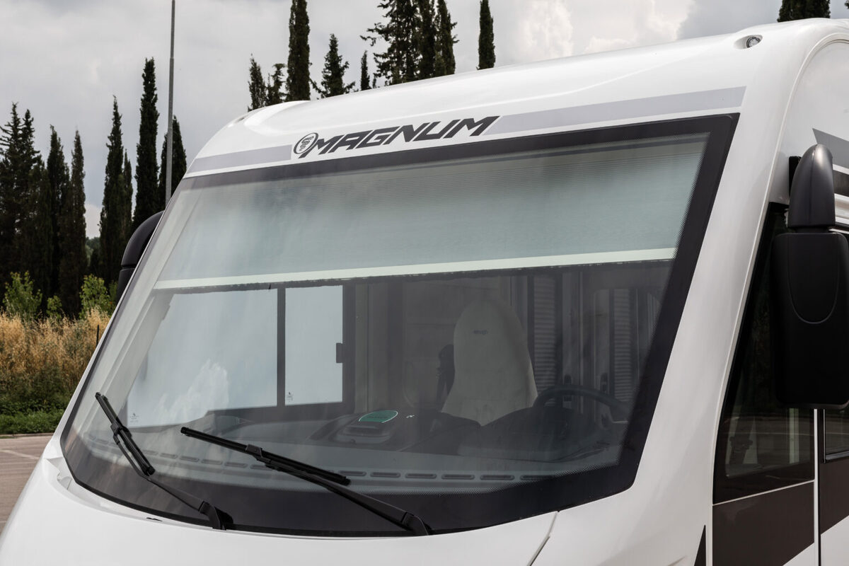 Elnagh Magnum 532