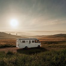 I camper motorhome Laika sono i veicoli perfetti per viaggiare con stile e comodità